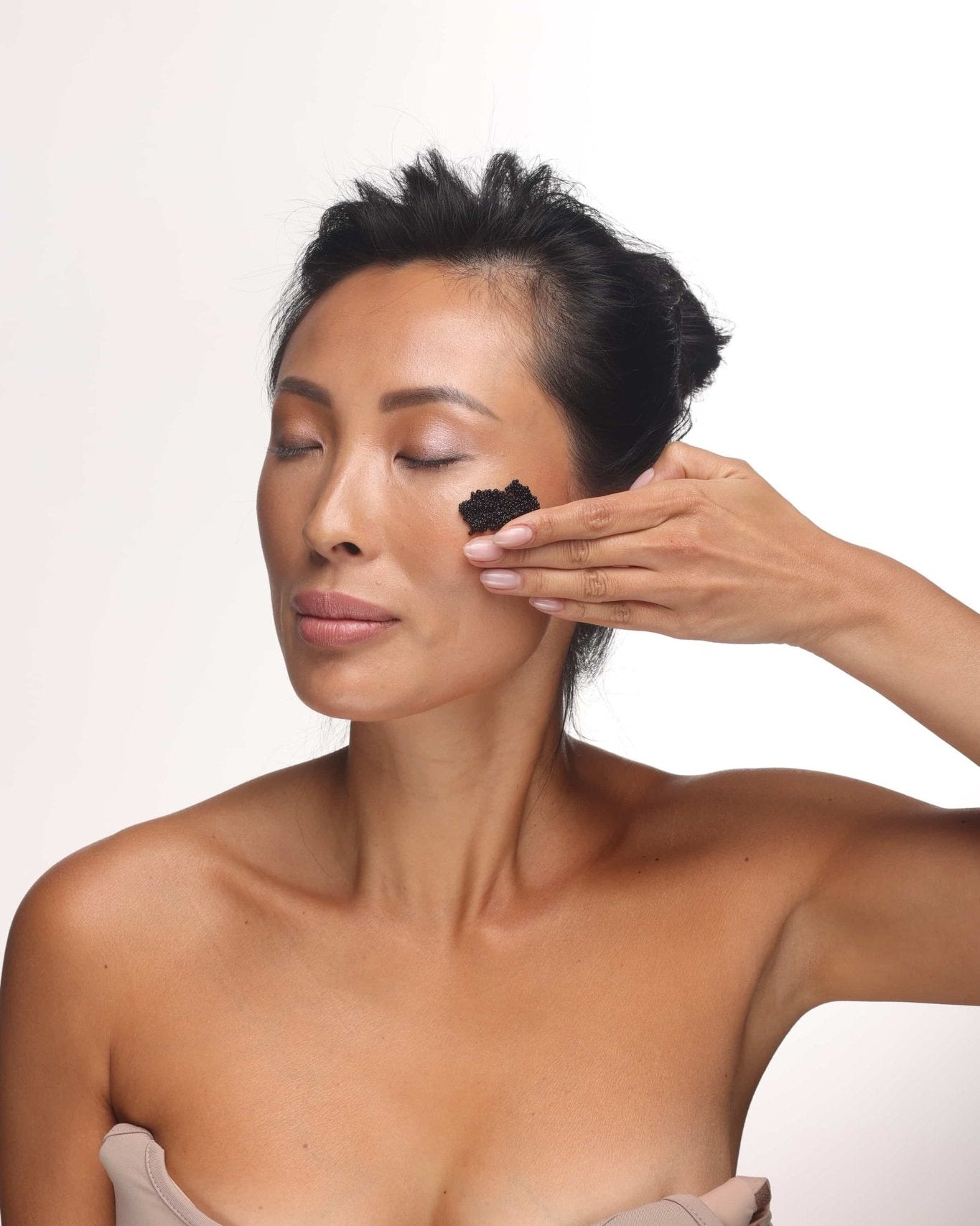 The Caviar Intro Kit: 14 - Day Caviar Mask + Virtual Consultation - Roezen Skincare